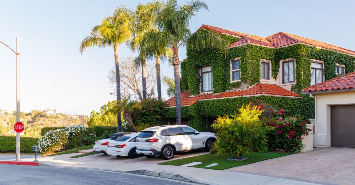 Where Do Celebrities Live in Los Angeles 7 LA Neighborhoods with the Most Celebrities