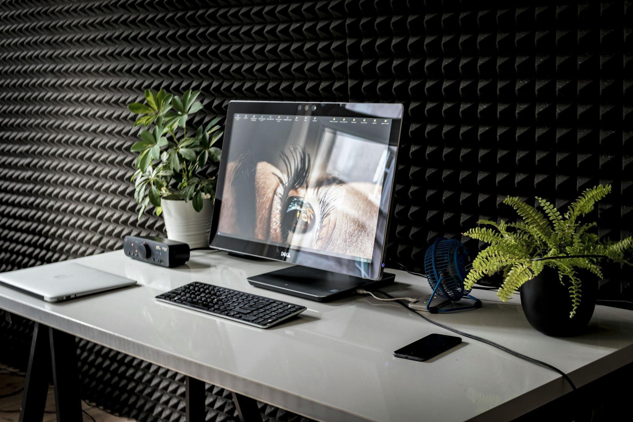 How Acoustic Panels Soundproof Your Workspaces