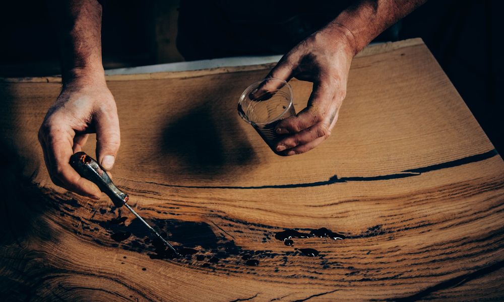 Epoxy Resin vs Solid Wood Furniture What’s the Difference