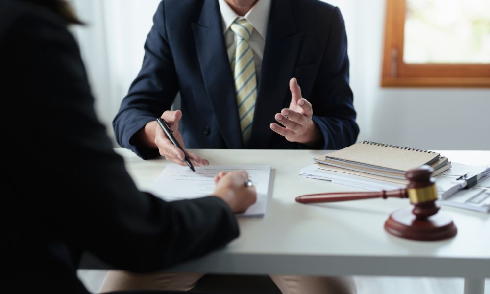Injury Lawyer Free Consultation