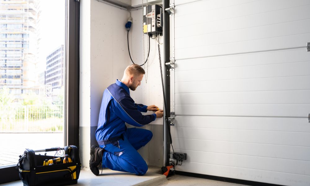 Essential Garage Door Maintenance and Repair Tips for Oklahoma Homeowners