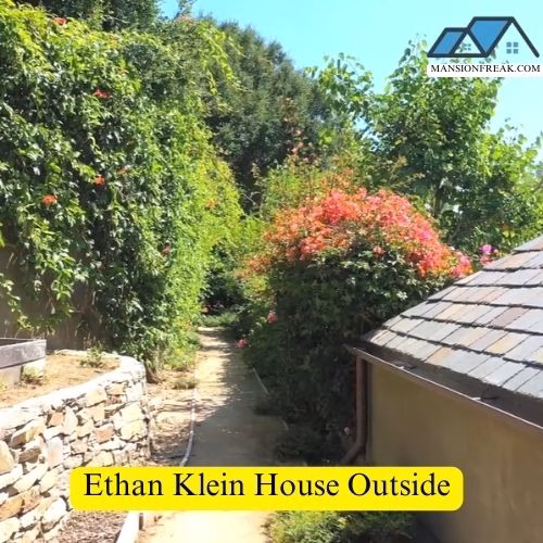 Ethan Klein House outside
