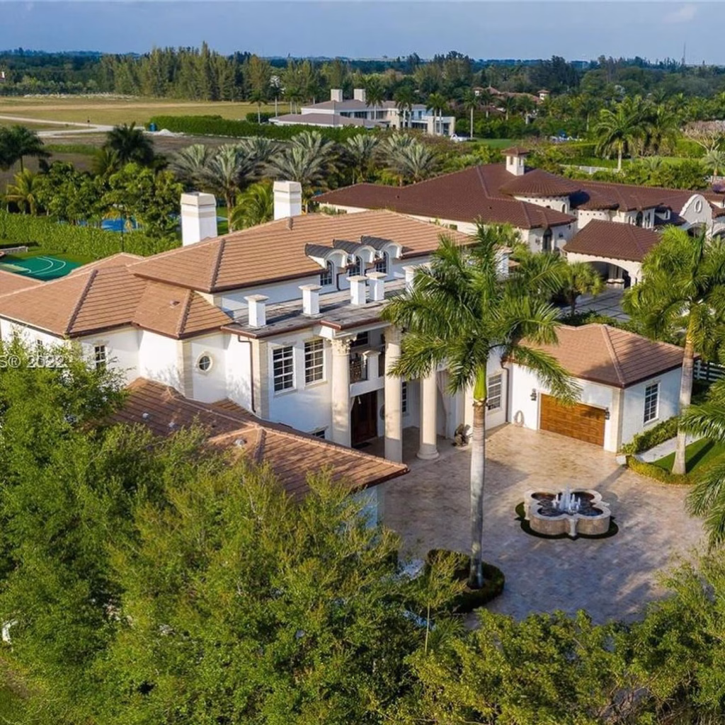 Tyreek Hill Mansion overview