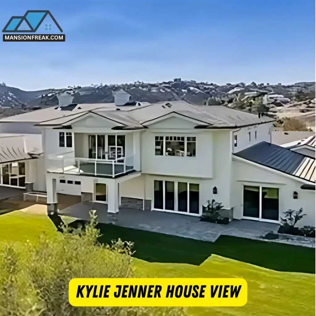 Kylie Jenner House View