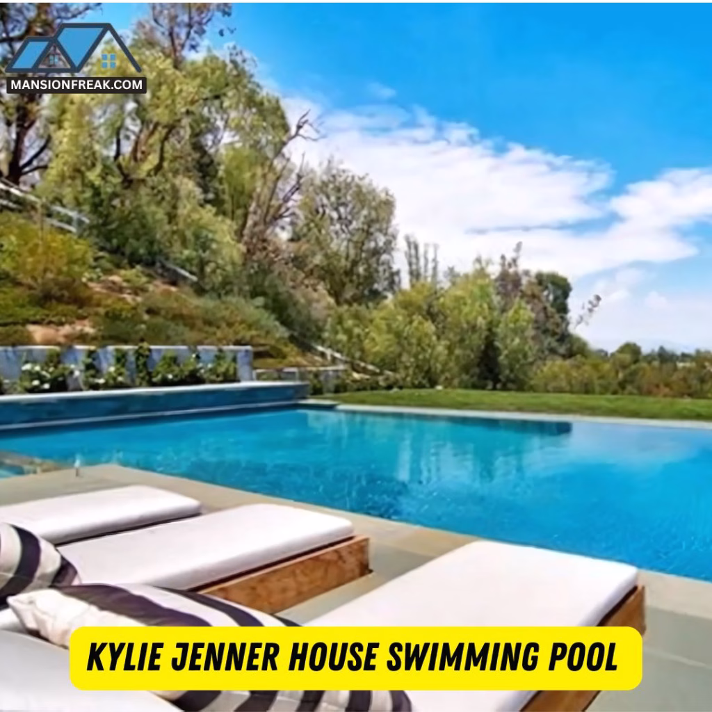 Kylie Jenner House: $15 Million Mansion in Hidden Hills of a Businesswoman 20 ylie Jenner House Swimming Pool
