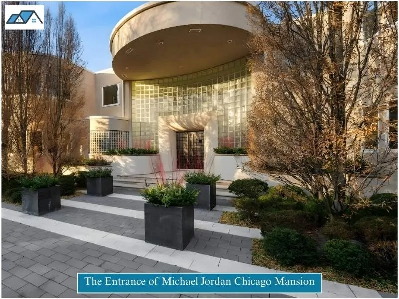 The Entrance of Michael Jordan Chicago Mansion
