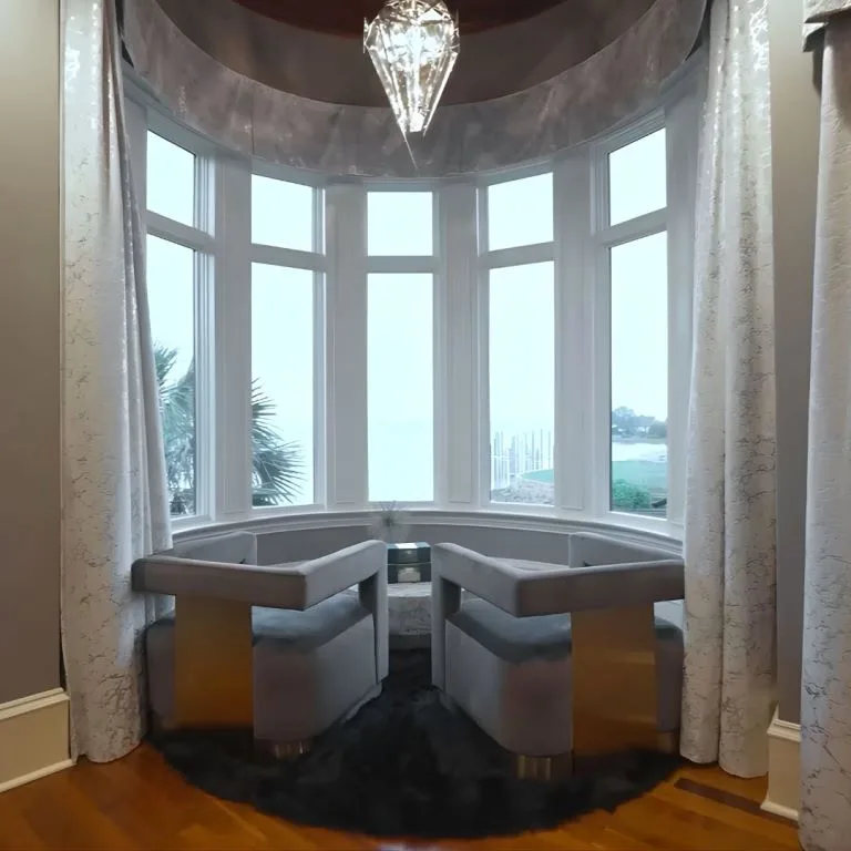 Kyle Larson Home: Inside His $2.175M Lakeside Racing Retreat 8 bedroom Sitting Area with Lake Views