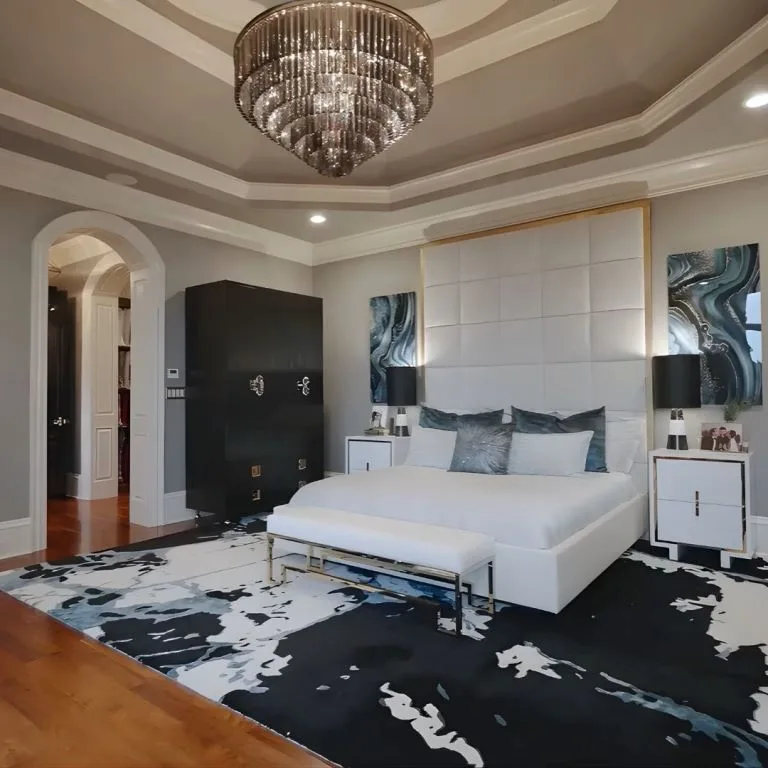 Kyle Larson Home: Inside His $2.175M Lakeside Racing Retreat 7 kyle larson bedroom